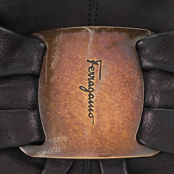 Salvatore Ferragamo Vara Bow Pleated Soft Tote in Leather - Picture 2 of 9